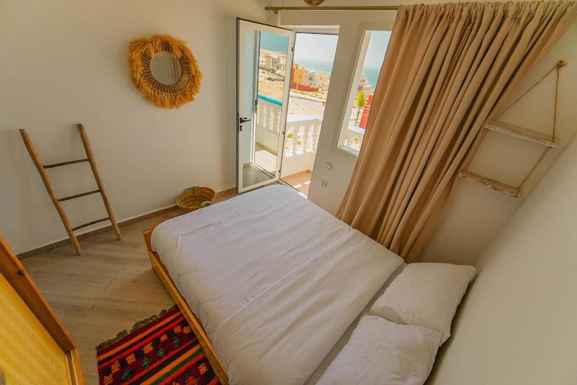 Bed and Breakfast Surf Break Morocco Эмуан Экстерьер фото